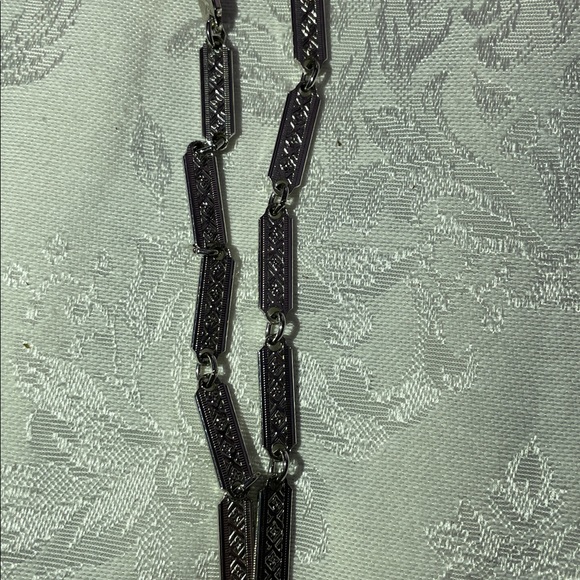 Vintage Silver Tone and Faux Turquoise Stone Pendant Necklace. - Picture 4 of 6